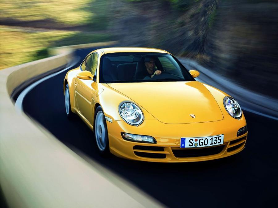  Porsche 911 Carrera 2005 года  (фото 19 из 35)